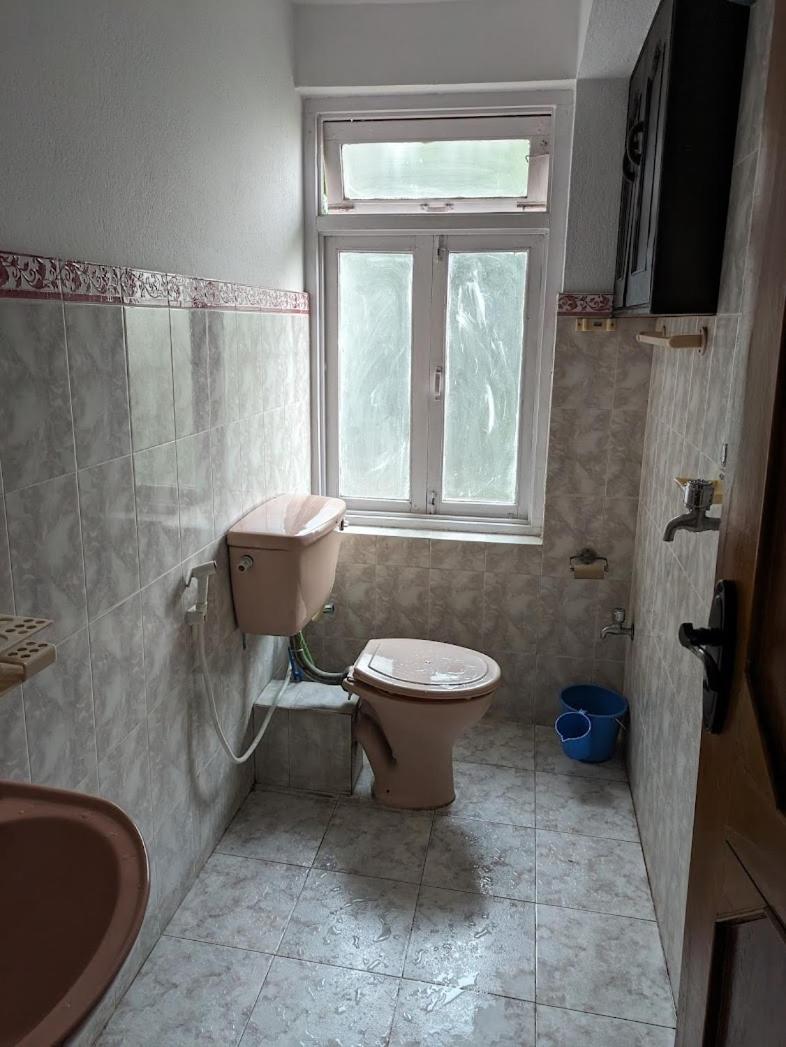 Budget Backpackers Hotel Lalitpur Exterior photo