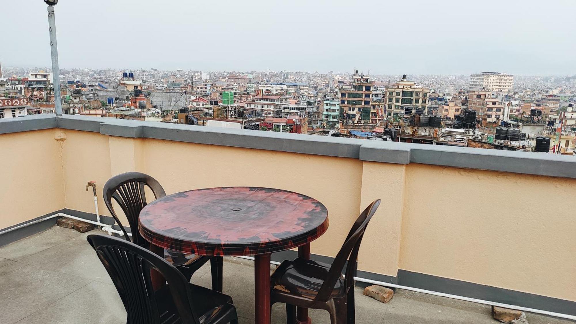 Budget Backpackers Hotel Lalitpur Exterior photo