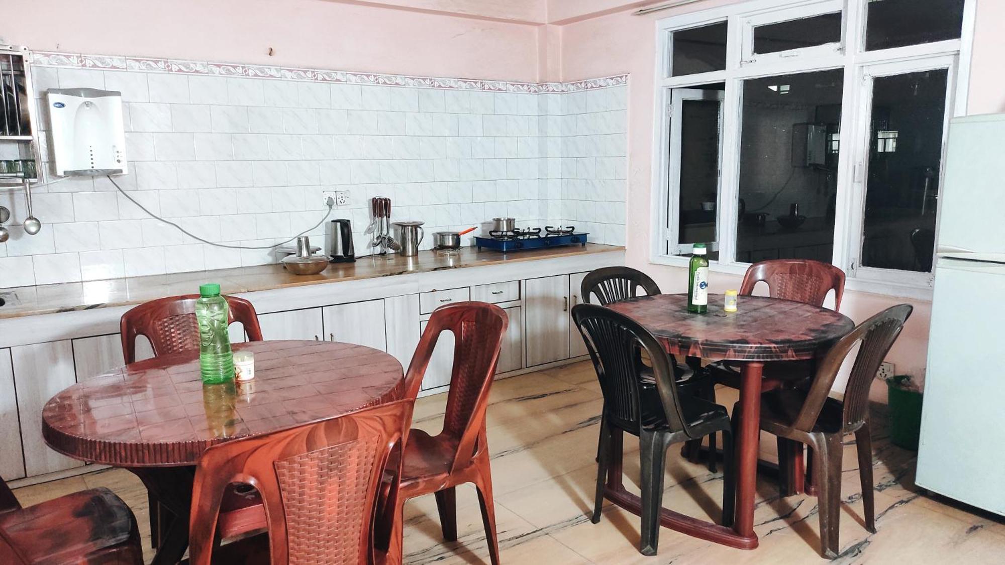 Budget Backpackers Hotel Lalitpur Exterior photo