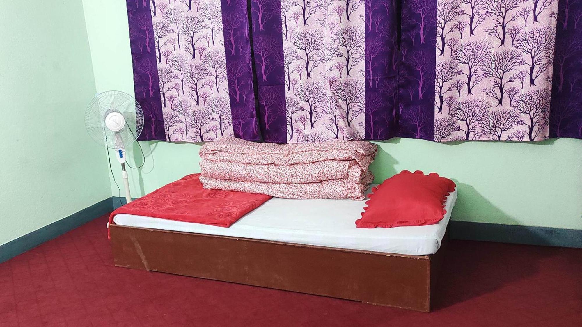 Budget Backpackers Hotel Lalitpur Exterior photo