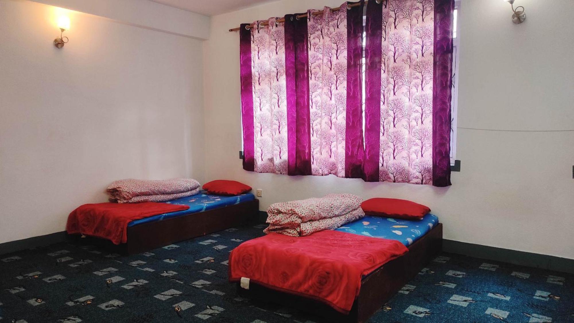 Budget Backpackers Hotel Lalitpur Exterior photo